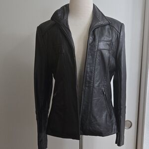 Izod Women's Black Leather Jacket/ Size Med